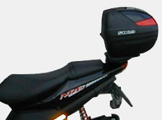 SHAD Top Mount – PIAGGIO NRG-ENERGY-50 (2005, 2006, 2007, 2008, 2009, 2010, 2011, 2012, 2013, 2014, 2015, 2016, 2017, 2018, 2019, 2020, 2021, 2022, 2023, 2024) – V0NR55ST