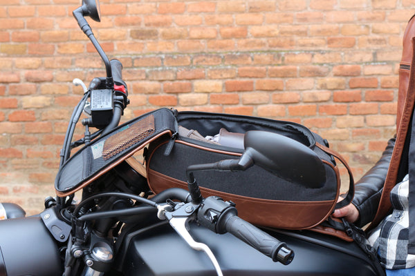 SHAD SR18 Leather Tank Bag – X0SR18