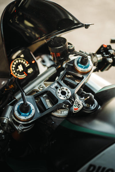 CNC RACING | Triple clamps Ducati Panigale V4 - Top yoke