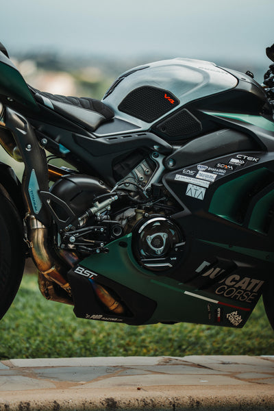 CNC RACING | Adjustable rear sets RPS Ducati Panigale V4 - Carbon