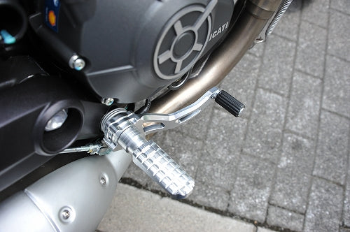 AELLA Adjustable Adjustable Adjustable Rearset Kit/fixed type (Scrambler '19~) AE-10077A