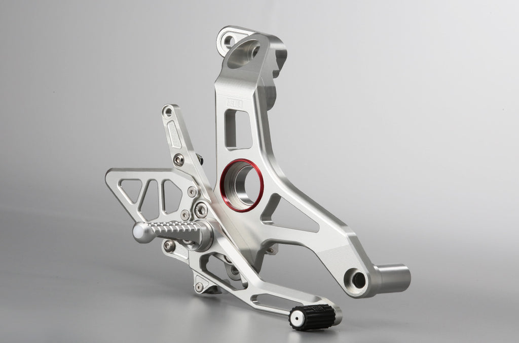 AELLA Adjustable Adjustable Adjustable Rearset Kit Kit（M1200R）anodized (no color/ black) AE-10082