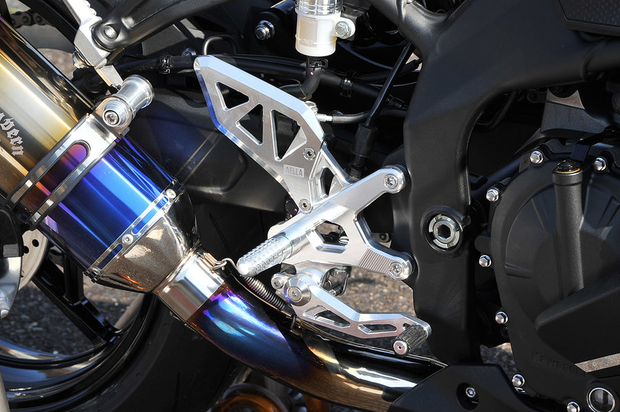 AELLA Adjustable Rearset Kit: Machined Finish/ Special anodized colors（Kawasaki ZX-25R） AE-10096-PO