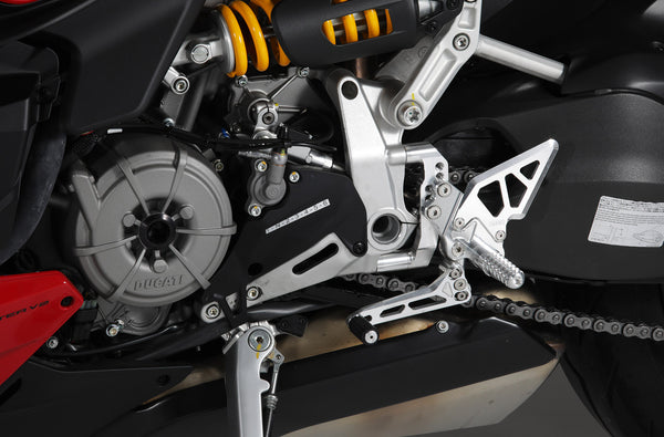 AELLA Adjustable Rearset Kit (StreetFighter V2 AE-10104