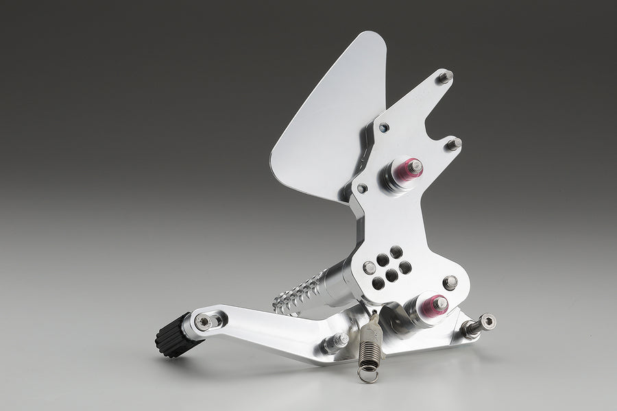 AELLA Adjustable Rearset Kit :Machined Finish/ Special anodized colors （Royalenfield CONTINENTAL GT 650） AE-10107