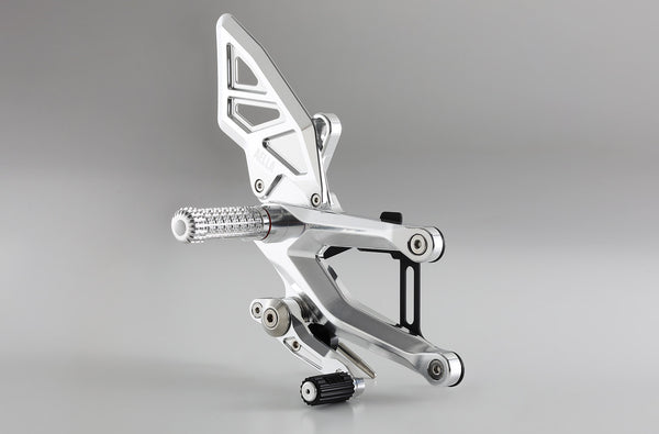 AELLA Adjustable Rearset Kit（DUCATI Panigale V4 7G) "DUCATI Team KAGAYAMA SP" AE-10109-SP-PO
