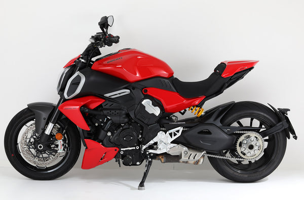 AELLA Adjustable Rearset Kit（DUCATI DIAVEL V4) BLACK AE-10111
