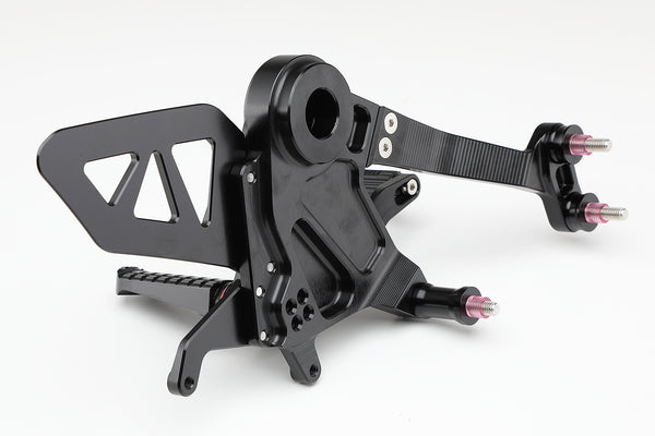 AELLA Adjustable Rearset Kit（DUCATI DIAVEL V4) BLACK AE-10111