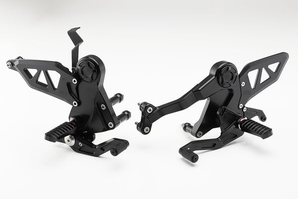 AELLA Adjustable Rearset Kit（DUCATI DIAVEL V4) BLACK AE-10111