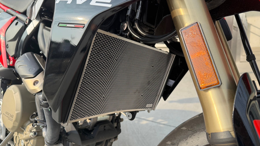 AELLA Radiator Guard (Hypermotard698mono) AE-56055