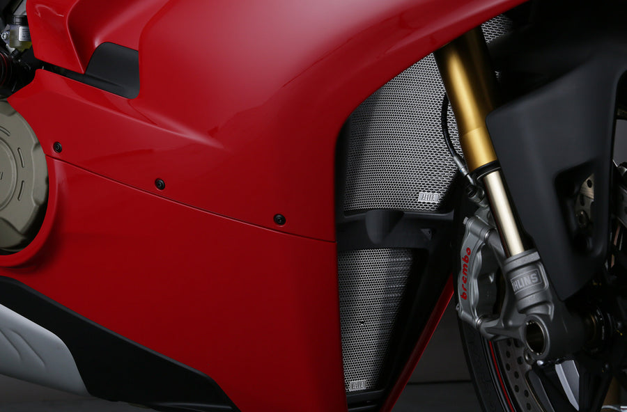 AELLA Oil Cooler Guard(Panigale V4):Black AE-57025-BK