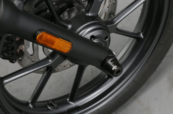 AELLA Front axle slider (Triumph StreetTwin/BonnevilleT120) AE-68030
