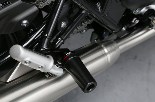 AELLA Rear Axle Slider (Triumph StreetTwin/BonnevilleT120) AE-68031