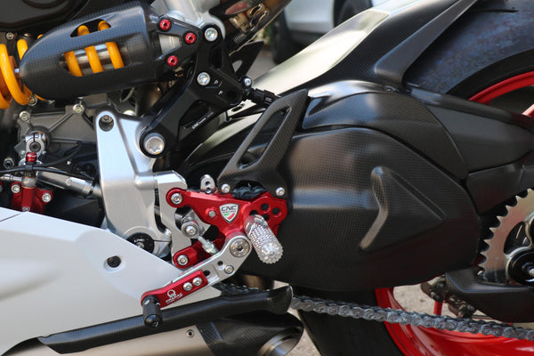 CNC RACING | Clutch slave cylinder for Ducati Streetfighter V2 955 and Panigale V2 95 with diameter Ø 29 mm