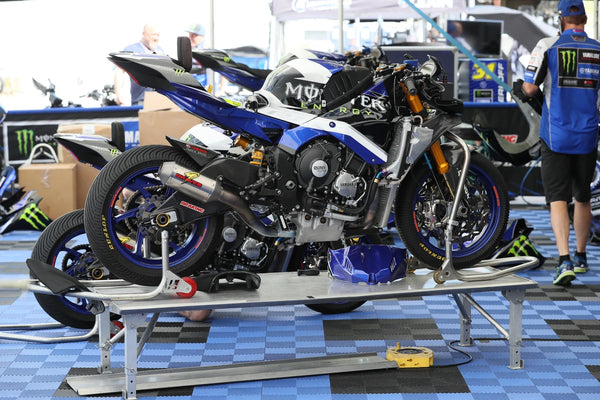 Graves Motorsports Yamaha R1 Superbike Full Titanium Exhaust System - ElecTrick bLUE Silencer
