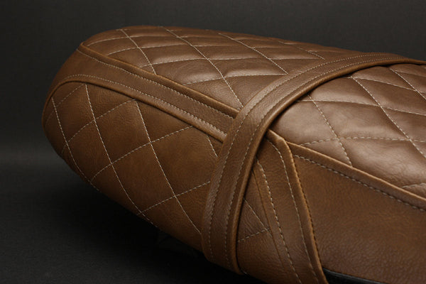 Triumph | Bonneville T100 17-20, Bonneville T120 16-26 | Modern Diamond | Rider Seat Cover