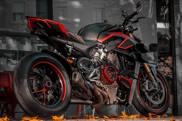 CNC RACING | Clear oil bath clutch cover Ducati Streetfighter V4