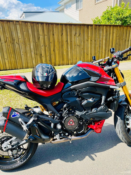 CNC RACING | Clear cover oil bath clutch Ducati