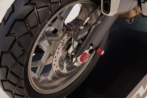 CNC RACING | Swingarm spools M8