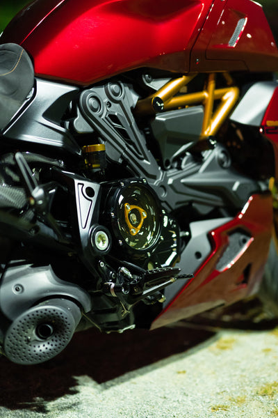 CNC RACING | Clear cover oil bath clutch Ducati