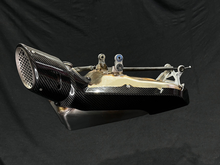 Carbon Fibre Dresser Kit Ducati V2 Panigale OEM Muffler 2020-2024