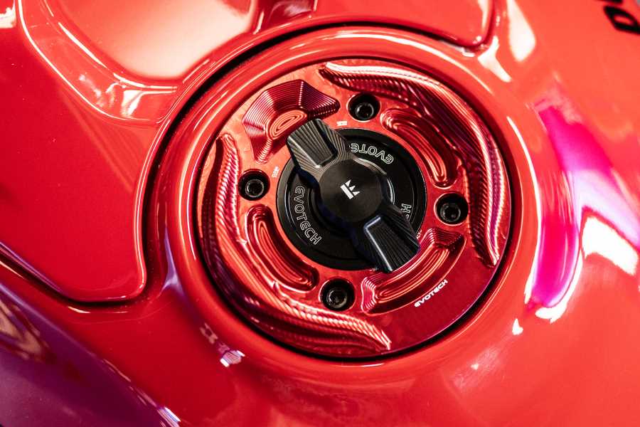 Ducati Streetfigher V4 / s 2025