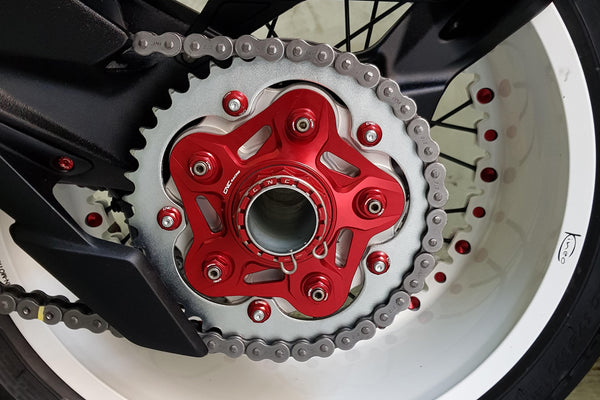 CNC RACING | Rear sprocket flange 5 holes MV Agusta