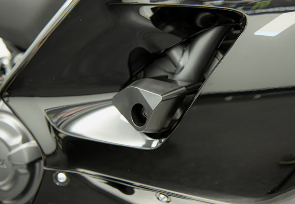 Graves Yamaha R7 Diamond Frame Sliders