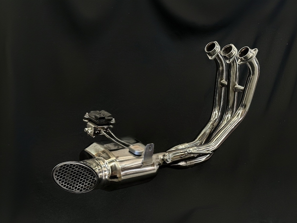 Yamaha GEN3&4 MT09- FZ09, XSR900 and XSR900 GP Stealth Titanium Exhaust System