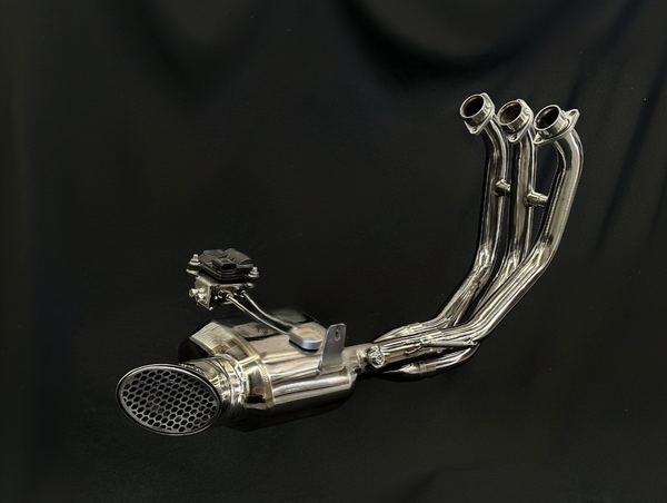 Yamaha GEN3&4 MT09- FZ09, XSR900 and XSR900 GP Stealth Titanium Exhaust System