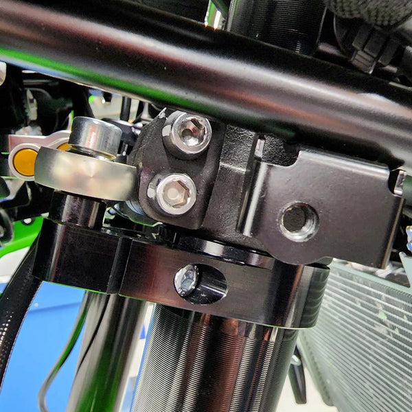 Graves Kawasaki ZX-4RR WORKS Steering Damper Mount 
