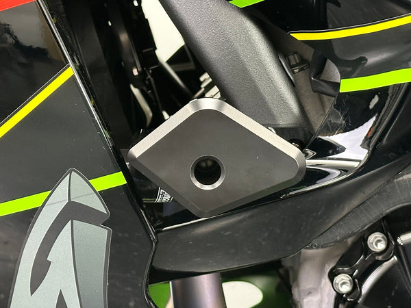 Graves Motorsports Kawasaki ZX-6R Frame Sliders 2024 +