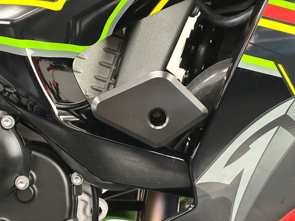 Graves Motorsports Kawasaki ZX-6R Frame Sliders 2024 +
