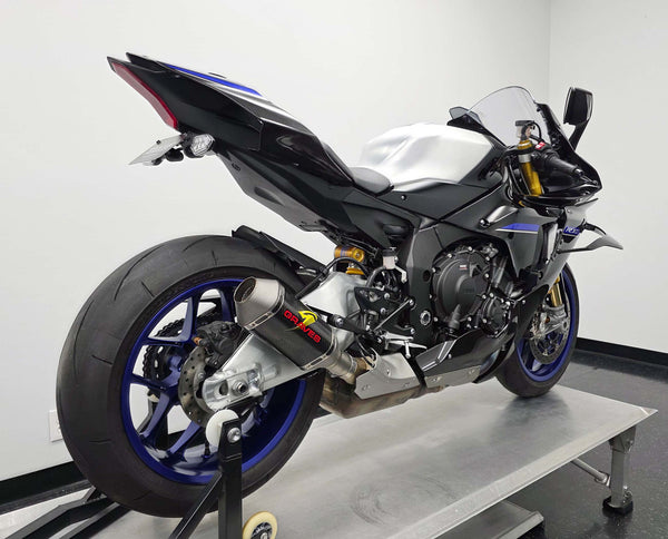 Graves Motorsports Yamaha R1 FZ-10 MT-10 Cat Back Slip-On Exhaust Carbon