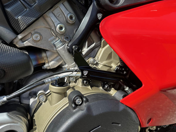 CNC RACING | Brake lines cover with fluid tank bracket Ducati