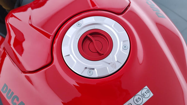 CNC RACING | Fuel tank cap - flange Gear