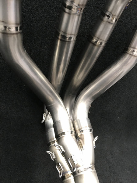 Kawasaki Z1000 Vandemon 4 into 2 Titanium Exhaust System with Carbon Fibre Mufflers