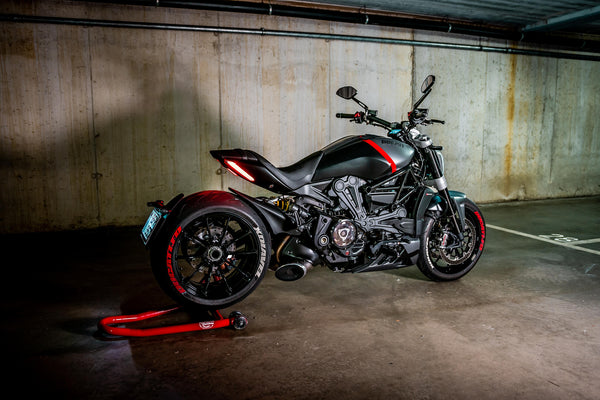 CNC RACING | Clear cover oil bath clutch Ducati