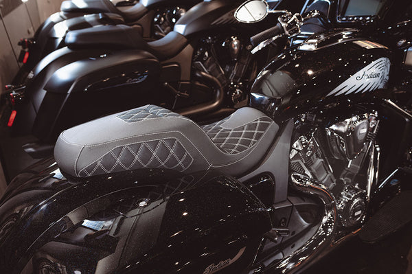 Indian | Challenger 20-26 | Diamond II | Rider Seat Cover