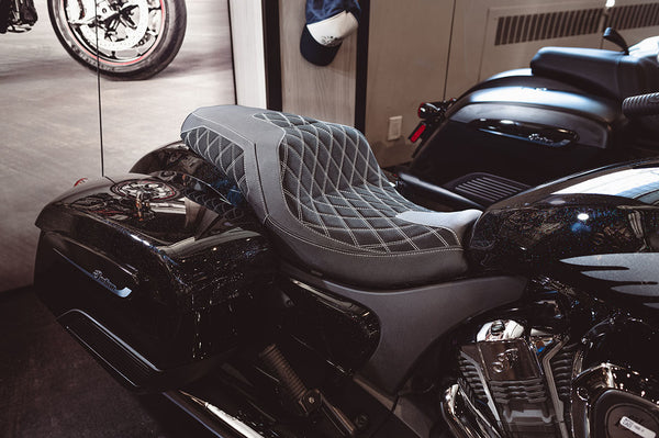 Indian | Challenger 20-26 | Diamond II | Rider Seat Cover