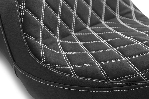 Indian | Challenger 20-26 | Diamond II | Rider Seat Cover