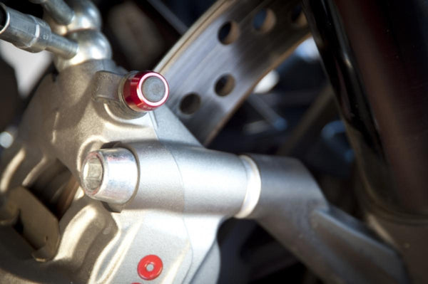 CNC RACING | Universal billet bleed valve cover kit for Brembo