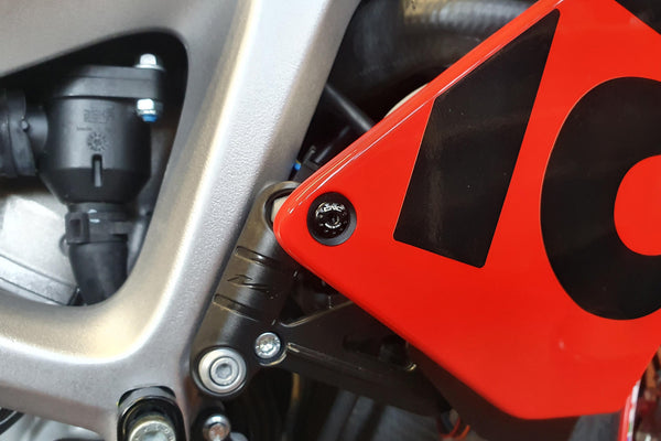 CNC RACING | Screw kit side fairing Aprilia Tuono