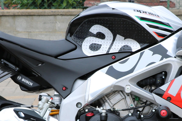 CNC RACING | Screw kit - Side panel Aprilia