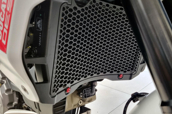 CNC RACING | Screw kit Radiator guard Ducati DesertX