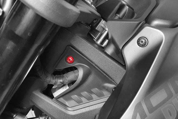 CNC RACING | Screw kit steering head cover Ducati Monster 937