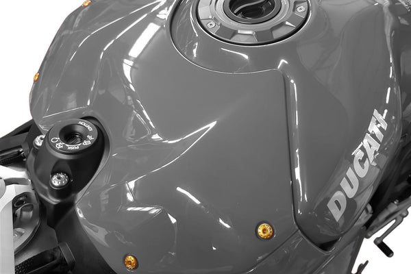 CNC RACING | Screw set - Fuel tank cover Ducati Panigale V4 - Streetfighter V4