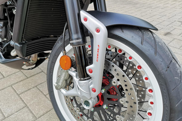 CNC RACING | Front mudguard screw kit MV Agusta Dragster