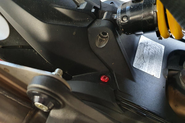 CNC RACING | Screw kit rear mudguard Ducati Monster 937