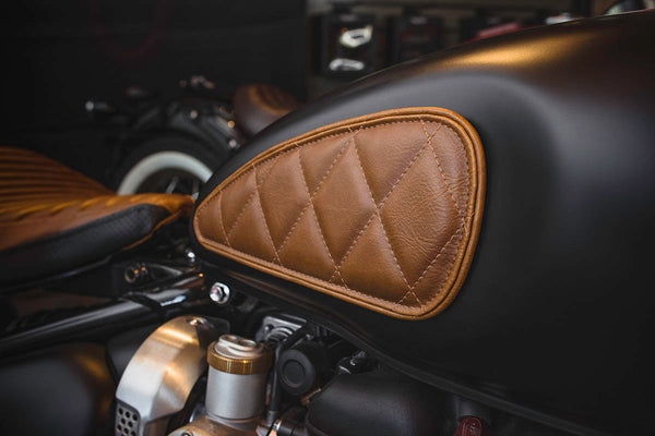 Triumph | Bobber 17-25 | Diamond | Knee Grips